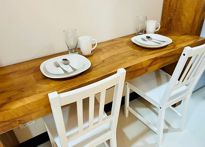 Cozy Retreat In Manhattan Heights, Quezon Apartment *
